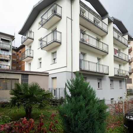 Casa Vacanze Valeria 손드리오 외부 사진