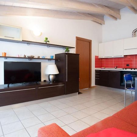 Casa Vacanze Valeria 손드리오 외부 사진