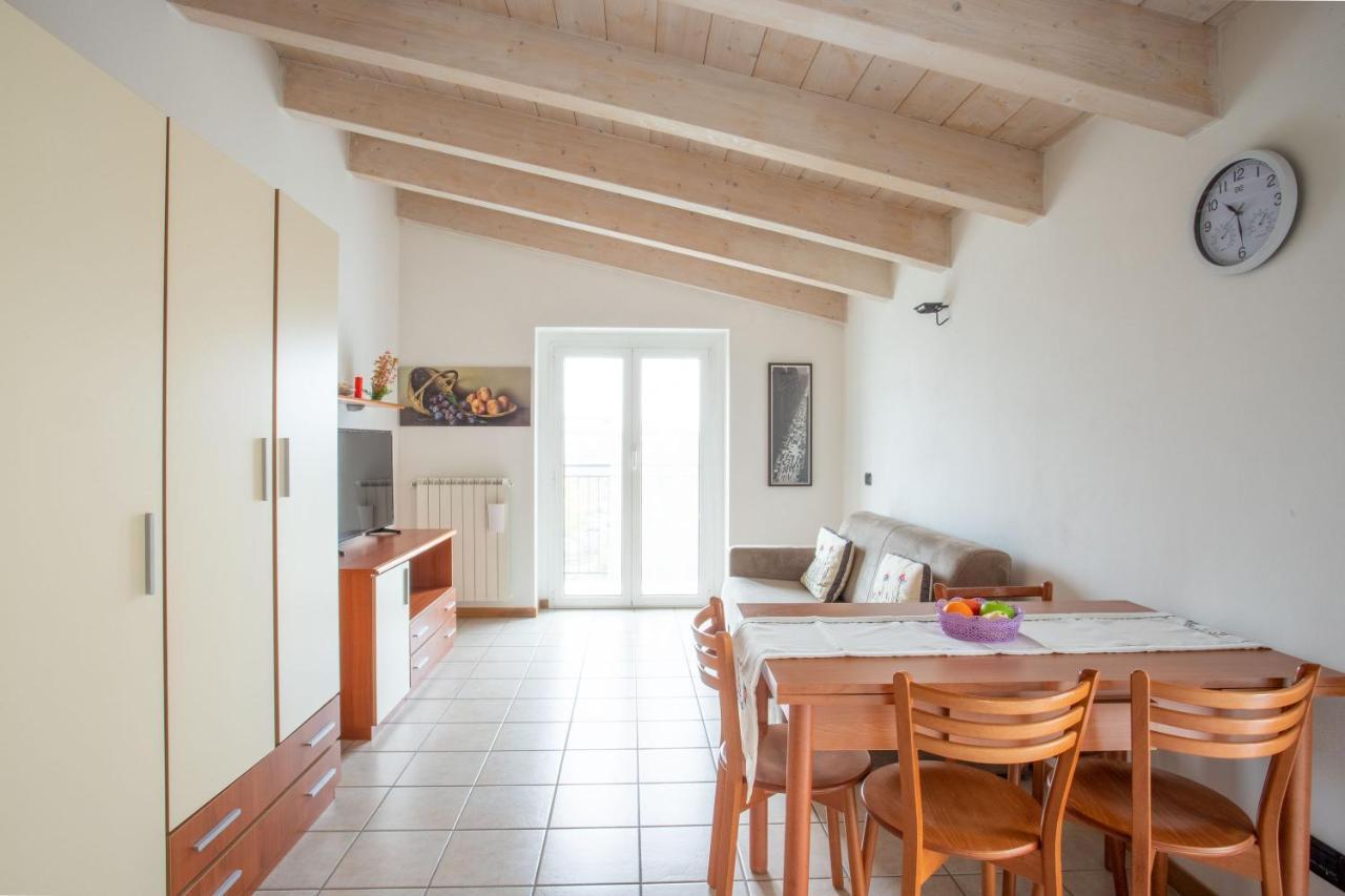 Casa Vacanze Valeria 손드리오 외부 사진