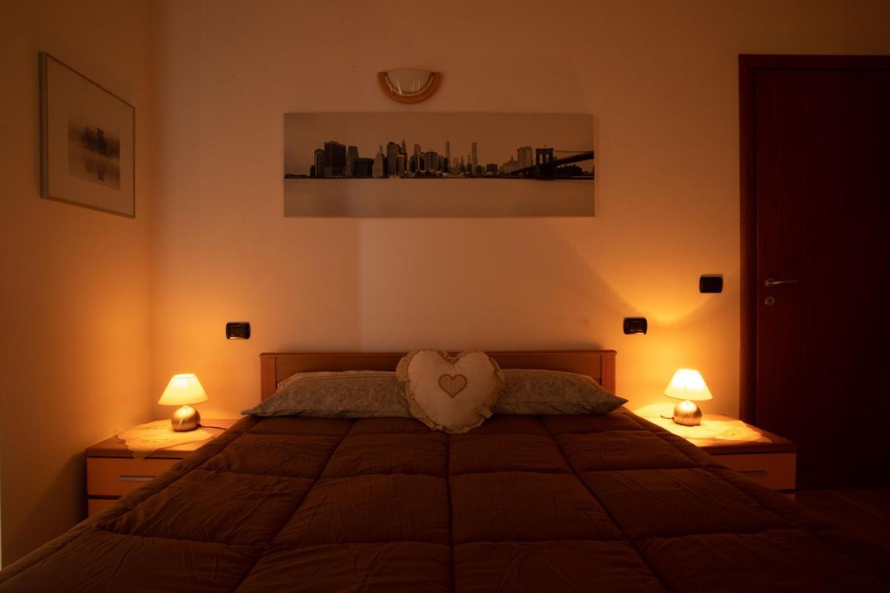 Casa Vacanze Valeria 손드리오 외부 사진
