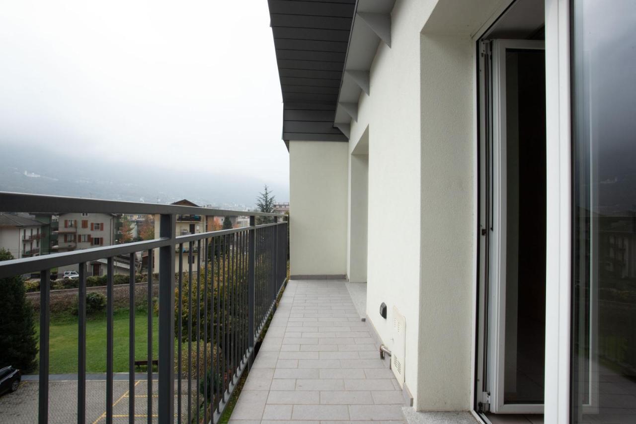 Casa Vacanze Valeria 손드리오 외부 사진