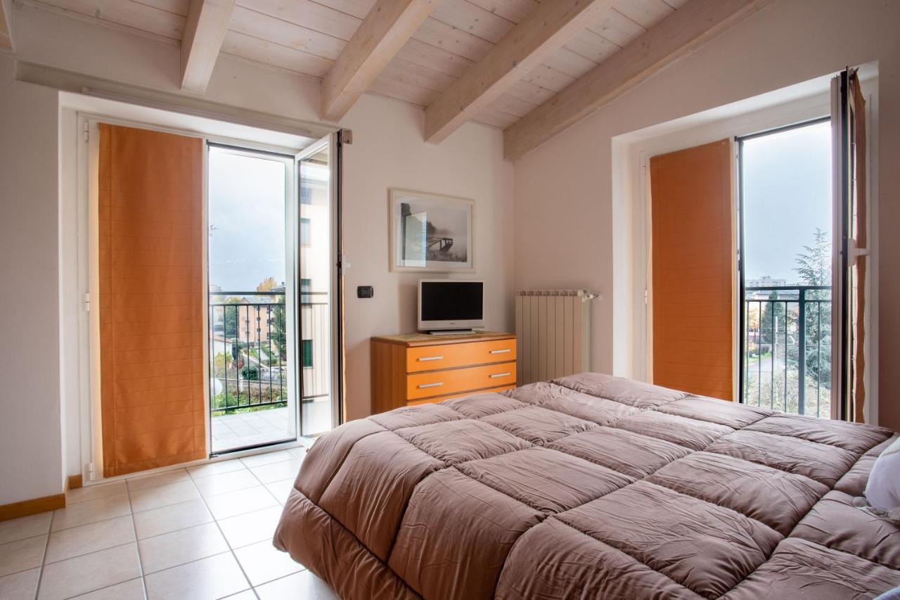 Casa Vacanze Valeria 손드리오 외부 사진