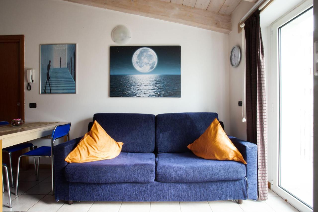 Casa Vacanze Valeria 손드리오 외부 사진
