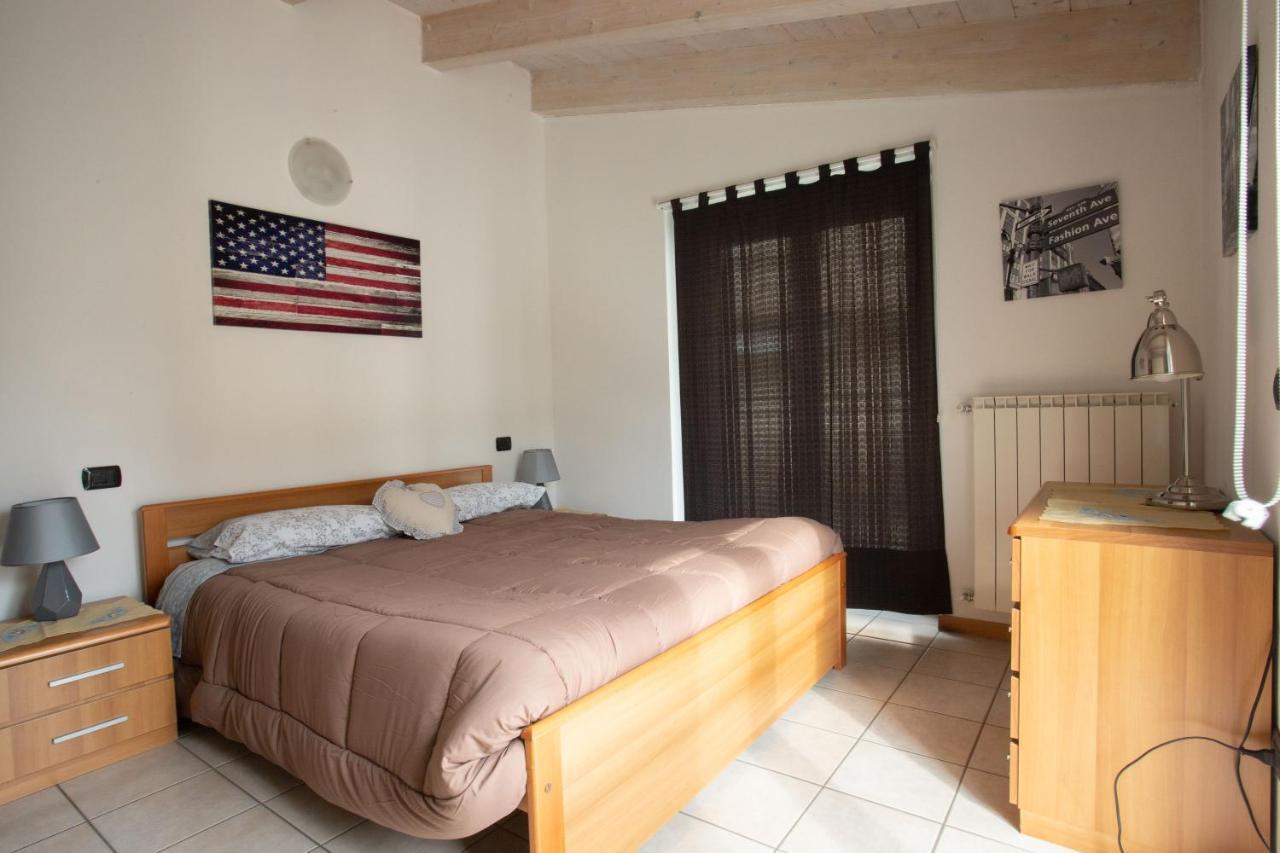 Casa Vacanze Valeria 손드리오 외부 사진