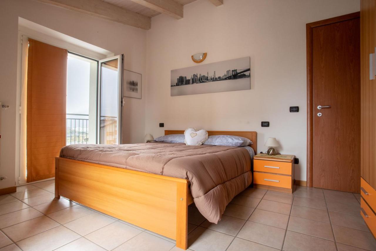 Casa Vacanze Valeria 손드리오 외부 사진